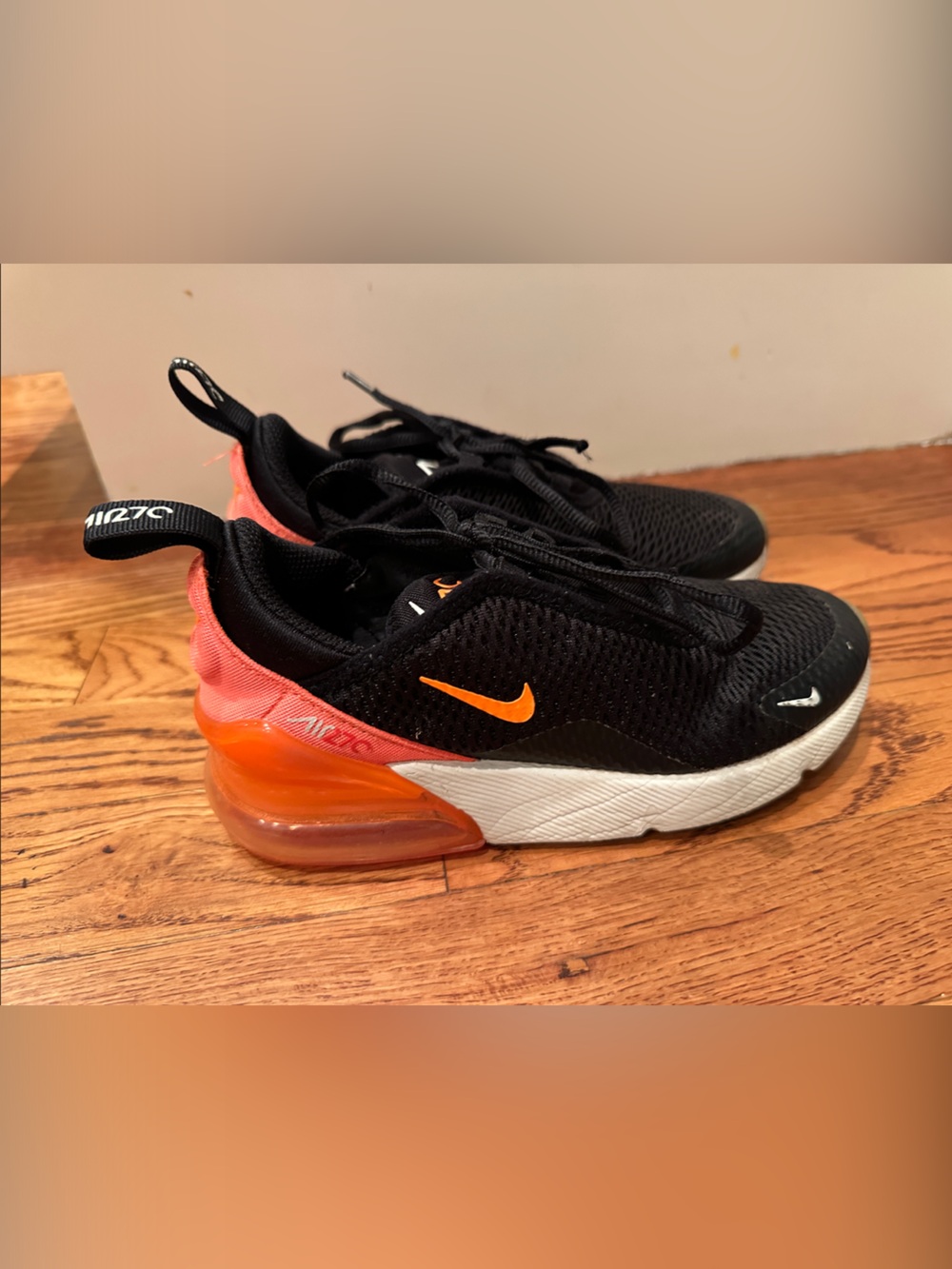 Nike Air 270 Kids Black Sneakers with Orange Heel Accent
